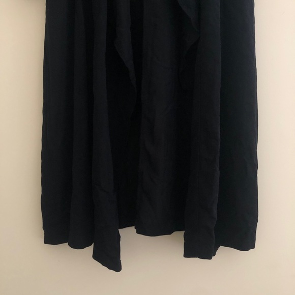 JUSTFAB Cascading Waterfall Cardigan - Picture 4 of 13